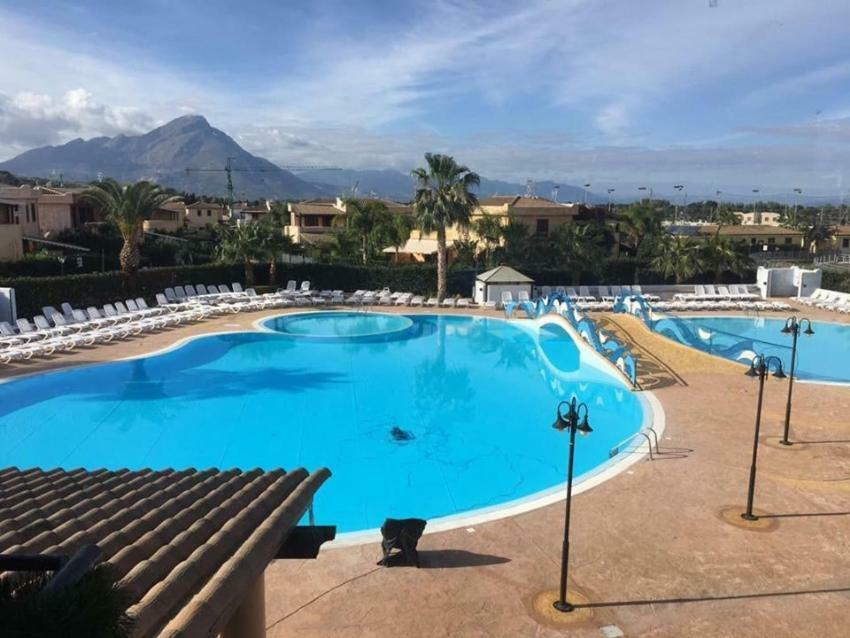 Mare Luna Village Кампофеличе ди Рокела Екстериор снимка